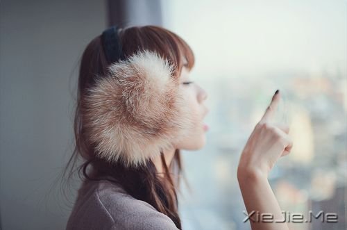 一场雨,一把伞,一条街,一个人行走 (3)